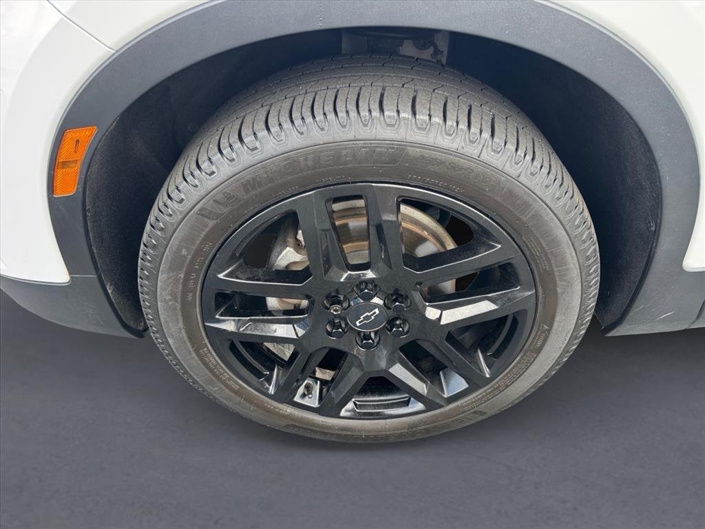 Used 2020 SUMMIT WHITE Chevrolet LT image 9