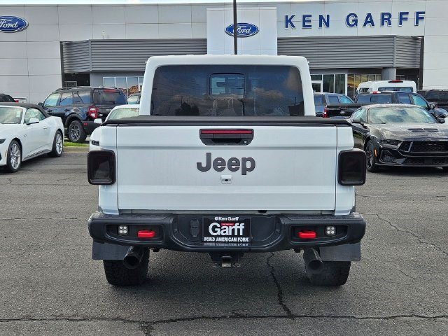 Used 2020 Bright White Clearcoat Jeep Rubicon image 4