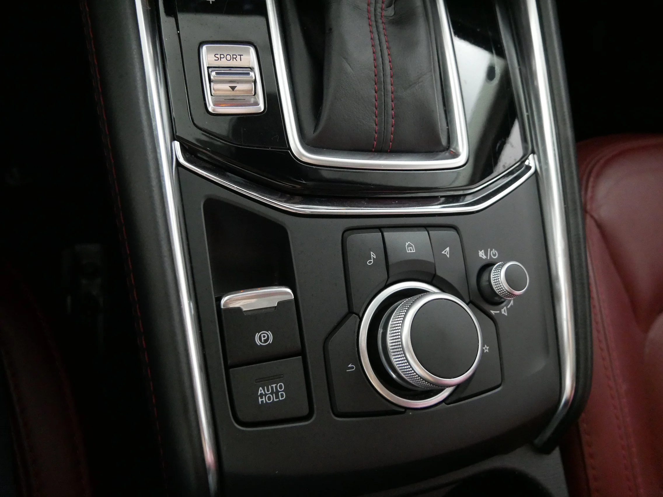 Used 2025 Polymetal Gray Metallic Mazda 2.5 S Carbon Edition image 32