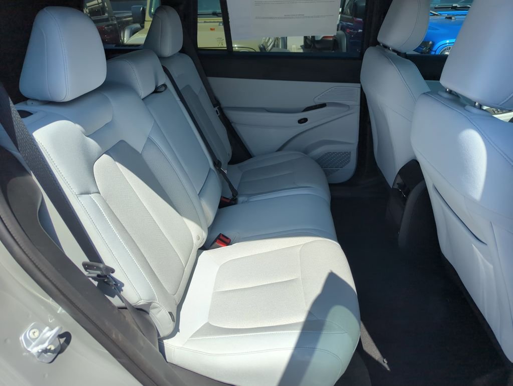New 2026 Sting-Gray Clearcoat Jeep Laredo image 30
