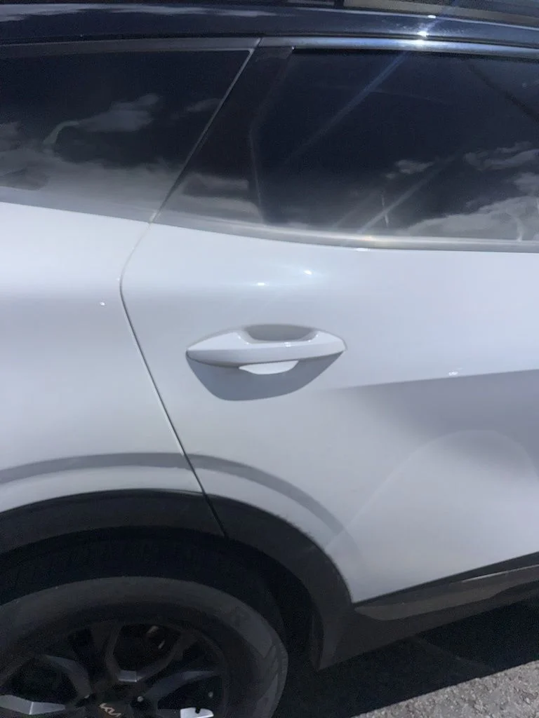 Used 2023 White Kia X-Pro Prestige image 11
