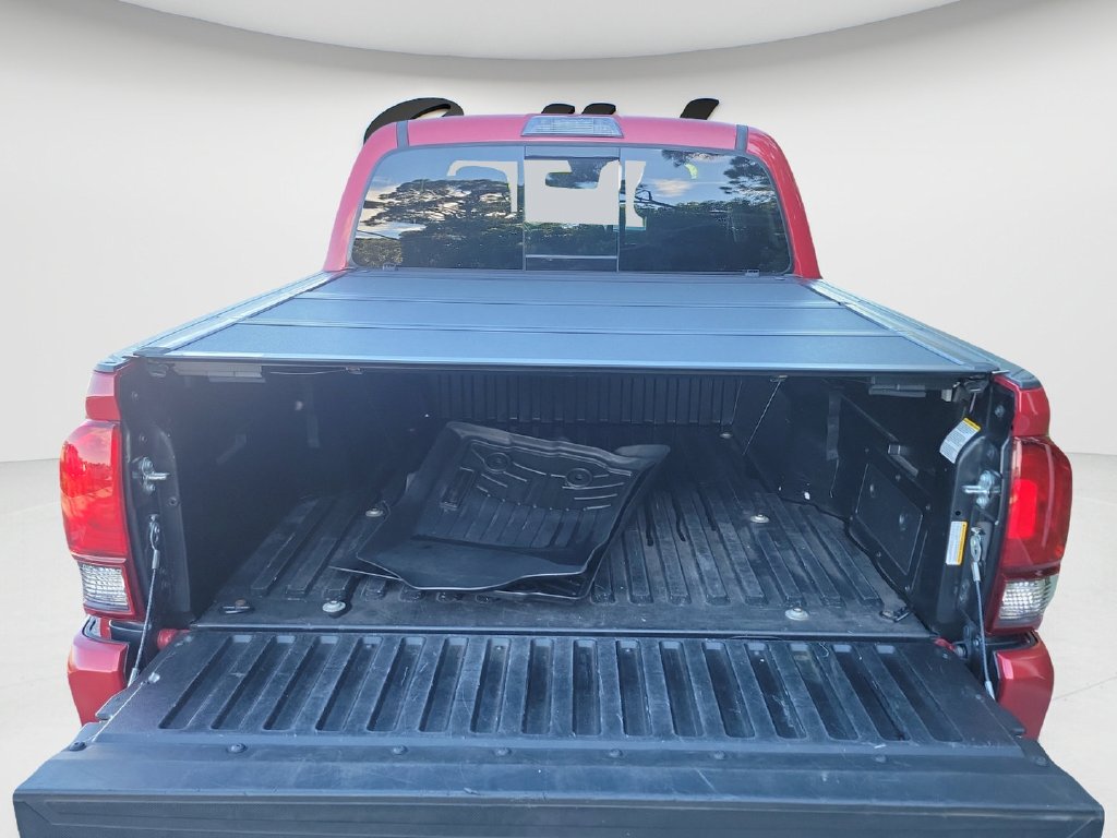 Certified Used 2022 Red Toyota SR5 image 12