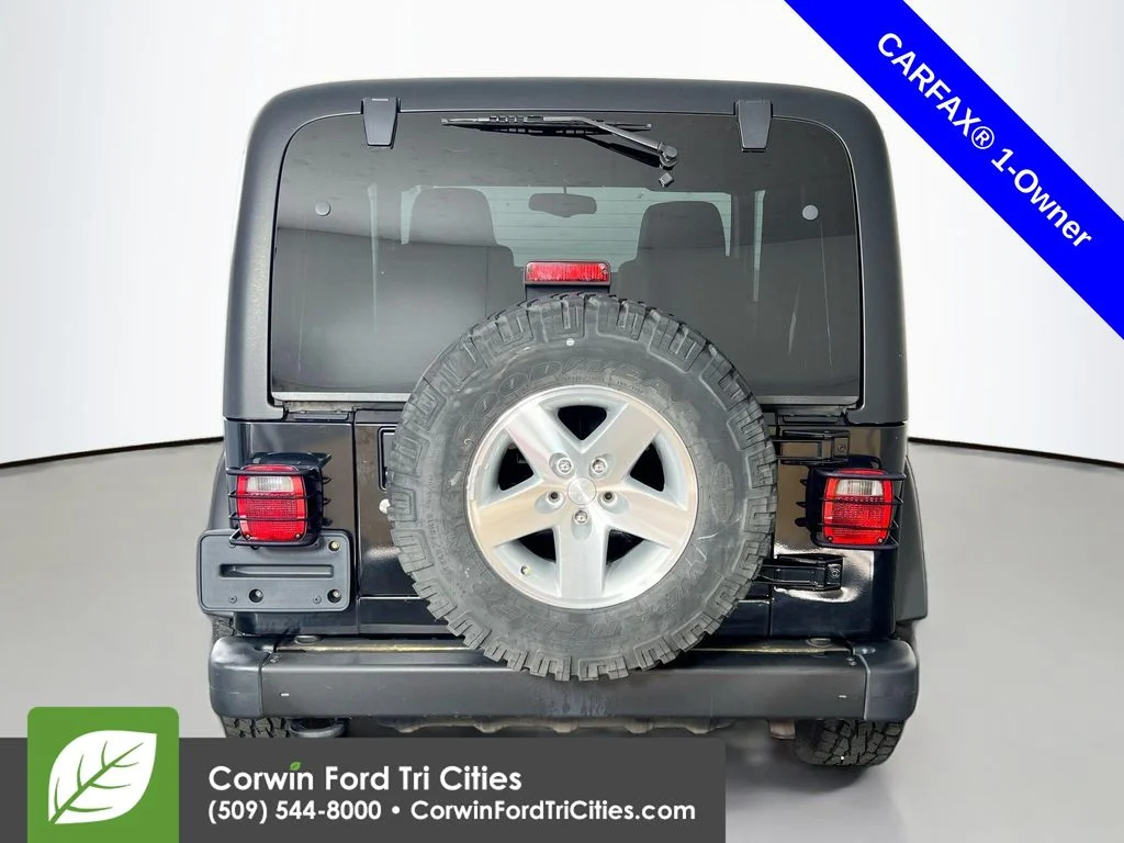 Used 2003  Jeep Rubicon image 12