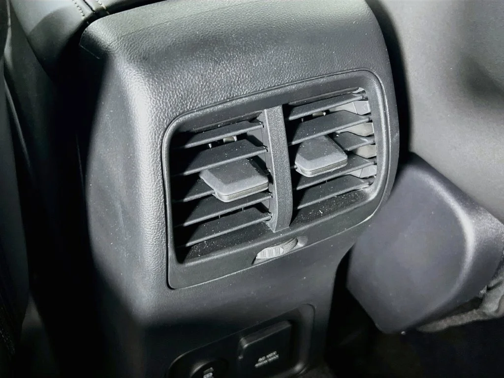 New 2026 Carbonized Gray Metallic Ford Big Bend image 27
