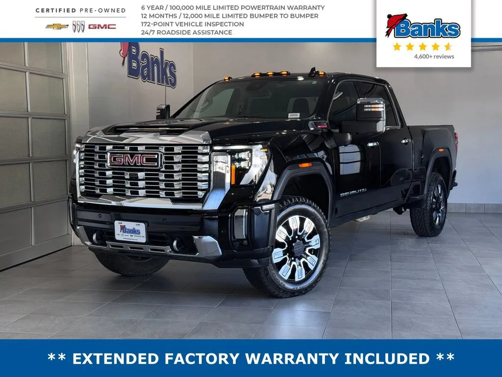 2024 GMC Sierra Denali 4WD Crew Cab Standard Box's photo