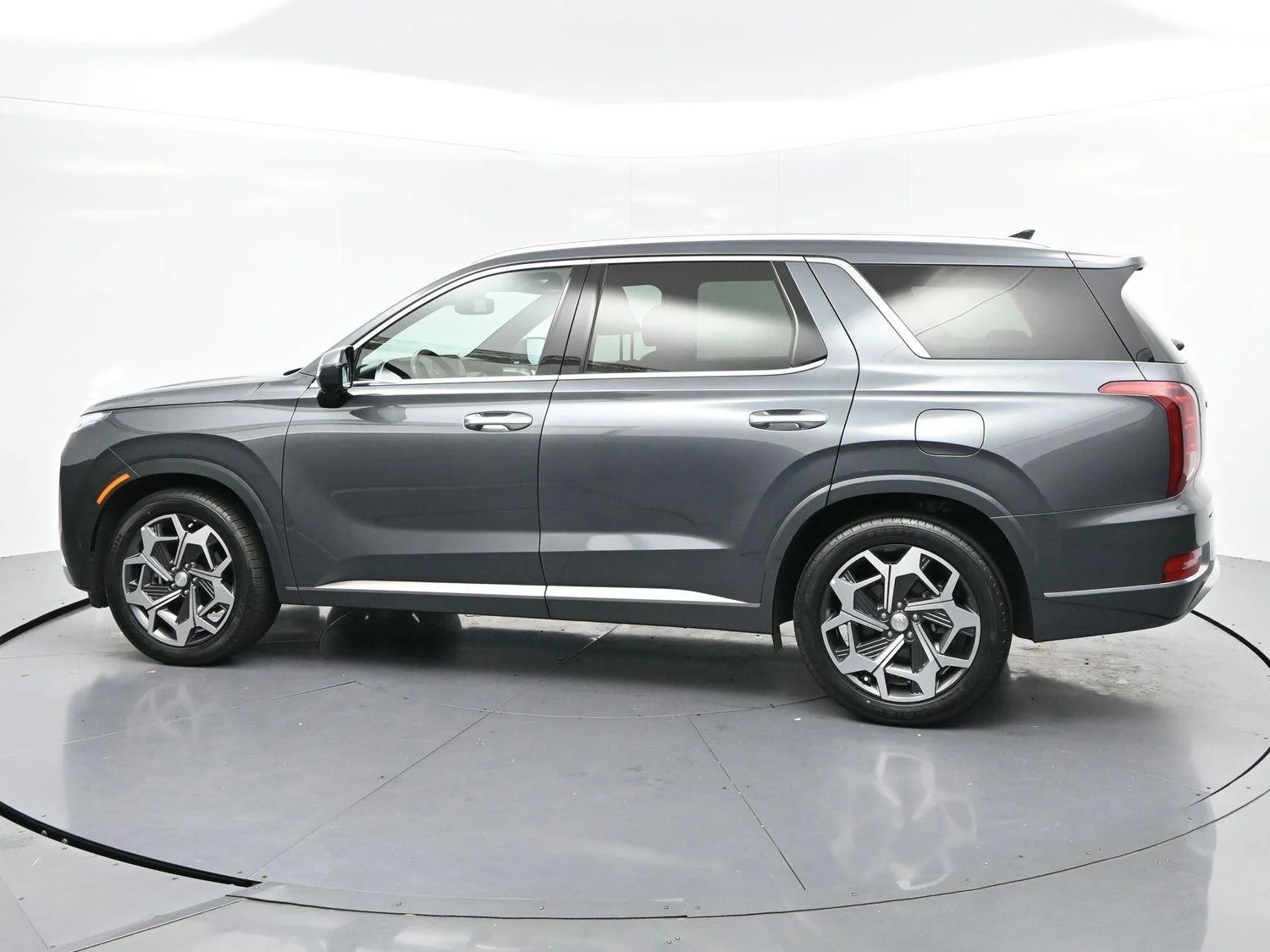 Used 2021 Steel Graphite Hyundai Calligraphy image 5