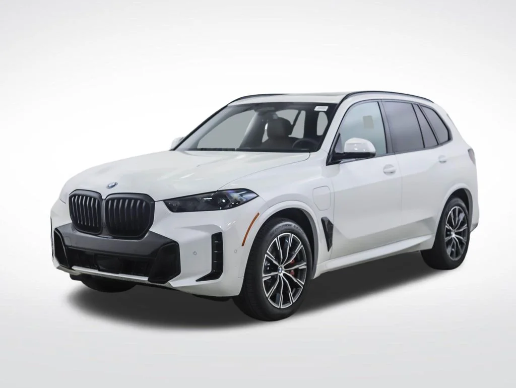 2026 BMW X5 xDrive50e's photo