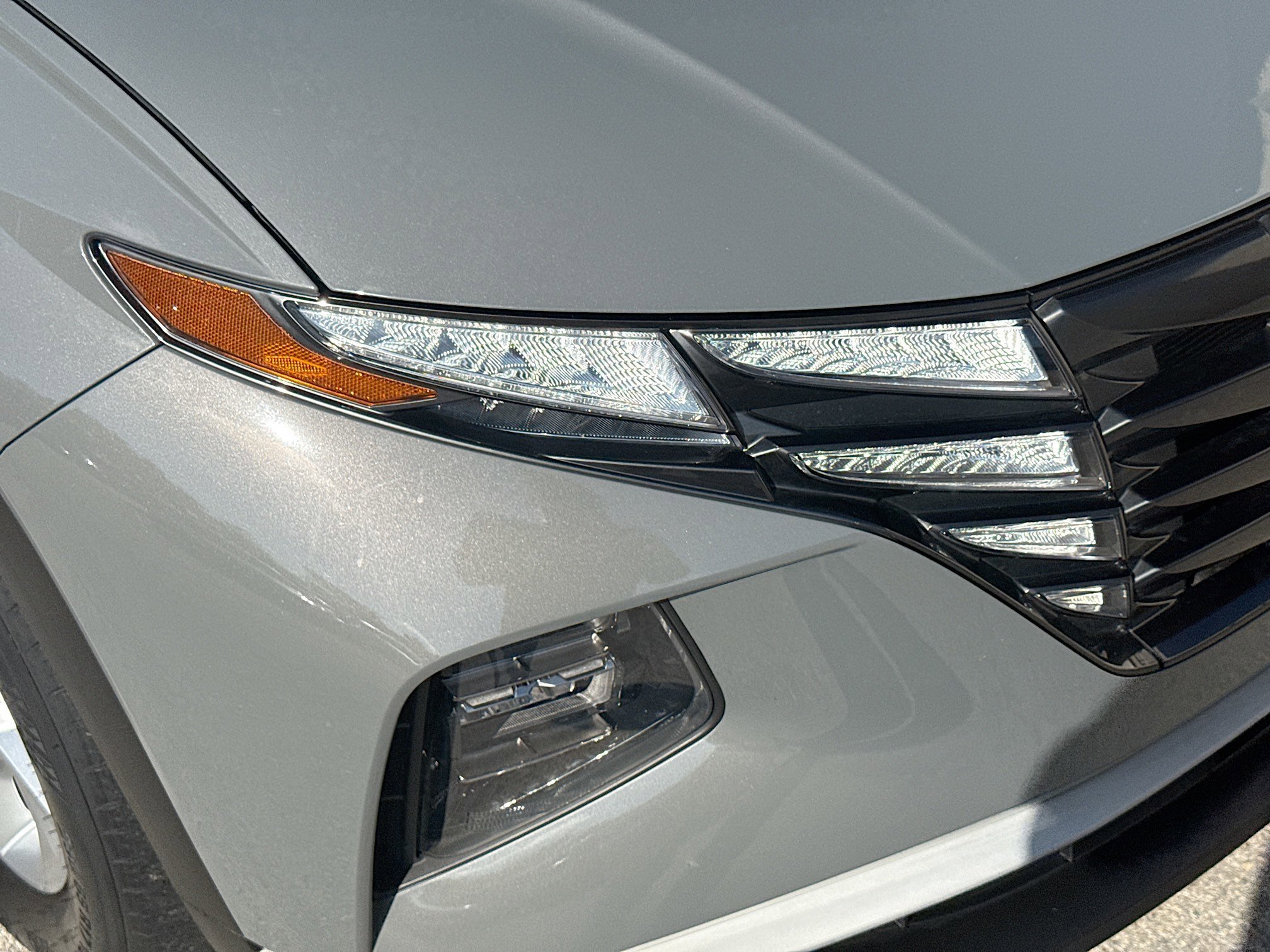 Used 2024 Hampton Gray Hyundai SE image 31