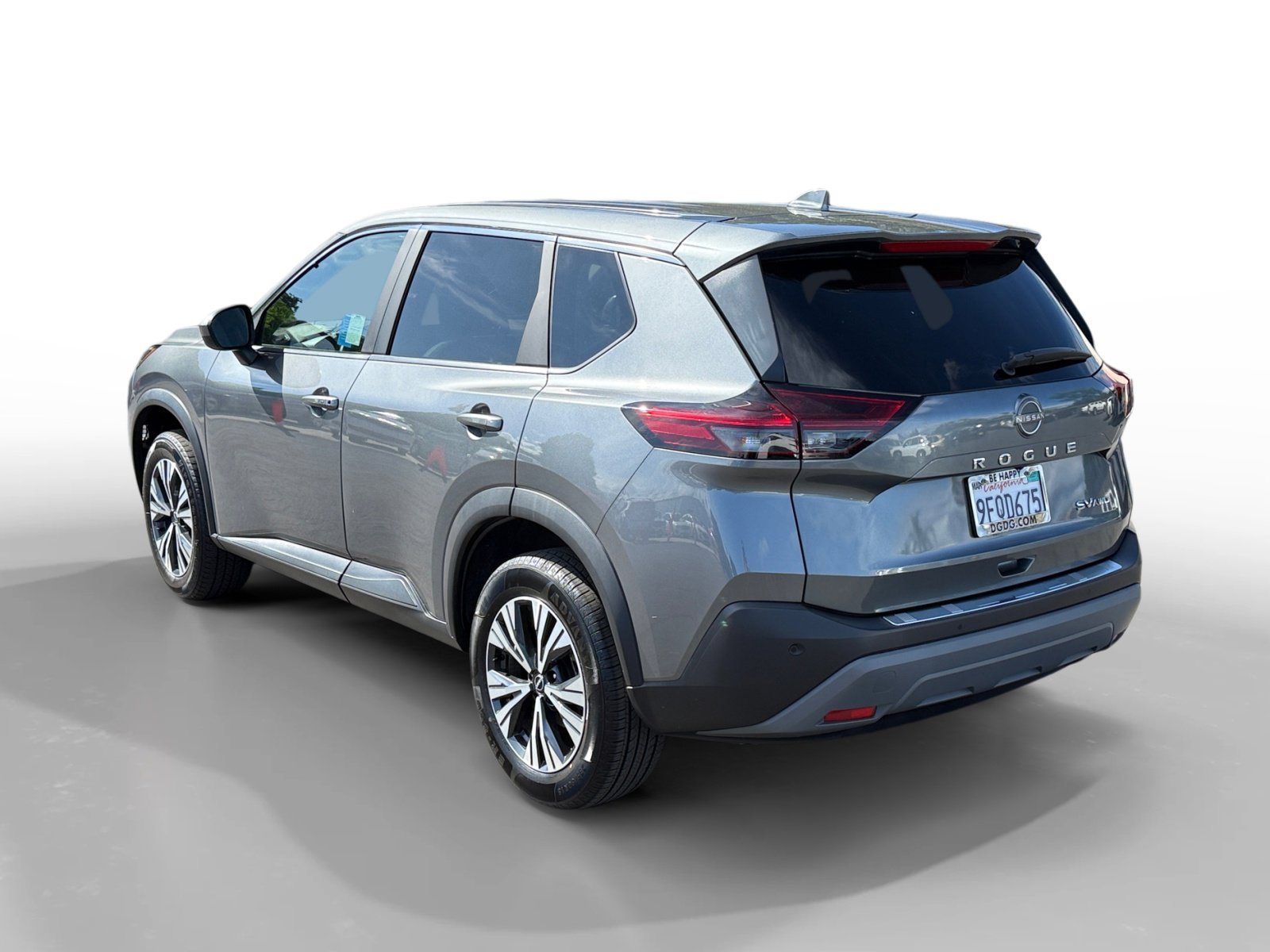 Used 2023 Gun Metallic Nissan SV image 3