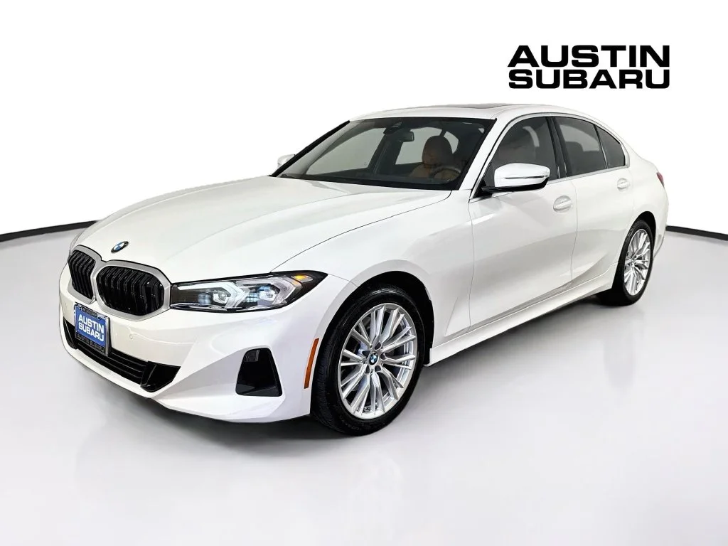 Used 2024 White BMW 330i image 3