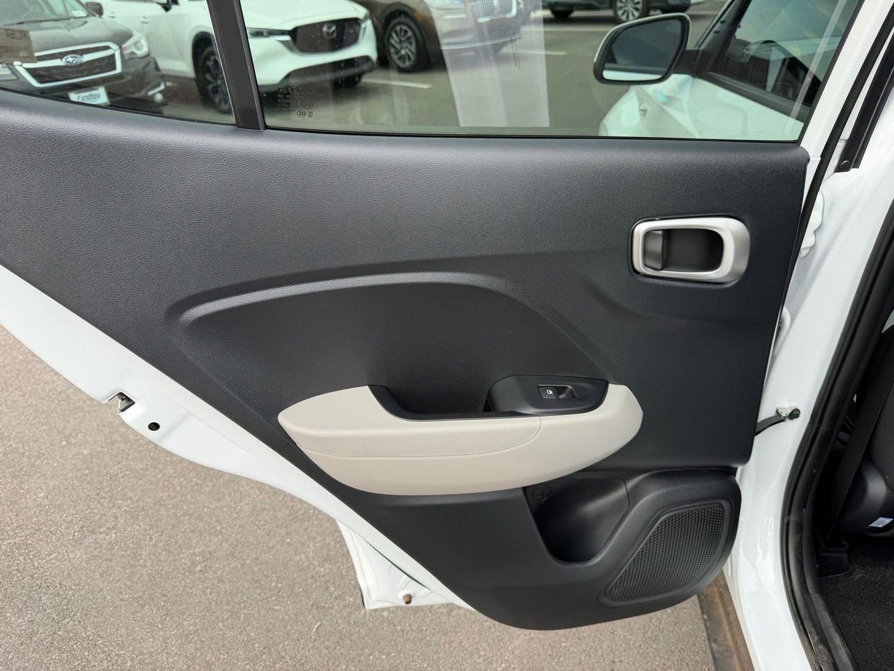 2026 Hyundai Venue SEL - Photo 40