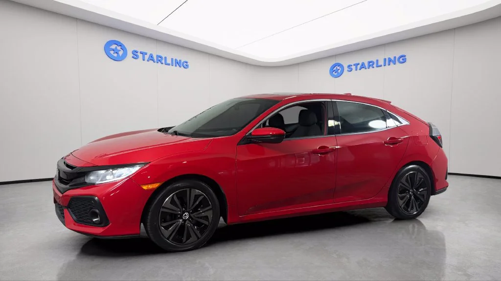 Used 2018  Honda EX image 2
