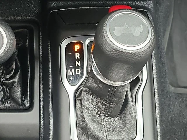 2023 Jeep Wrangler 4-Door Willys Sport - Photo 18