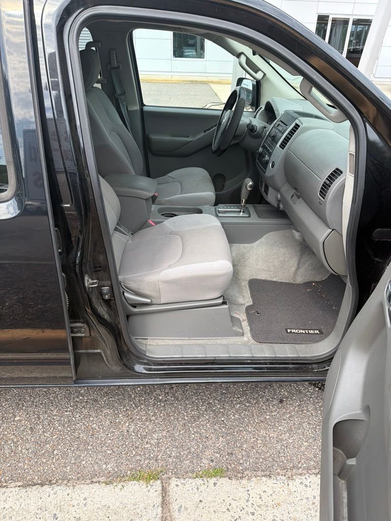Used 2012 Black Nissan SV image 9
