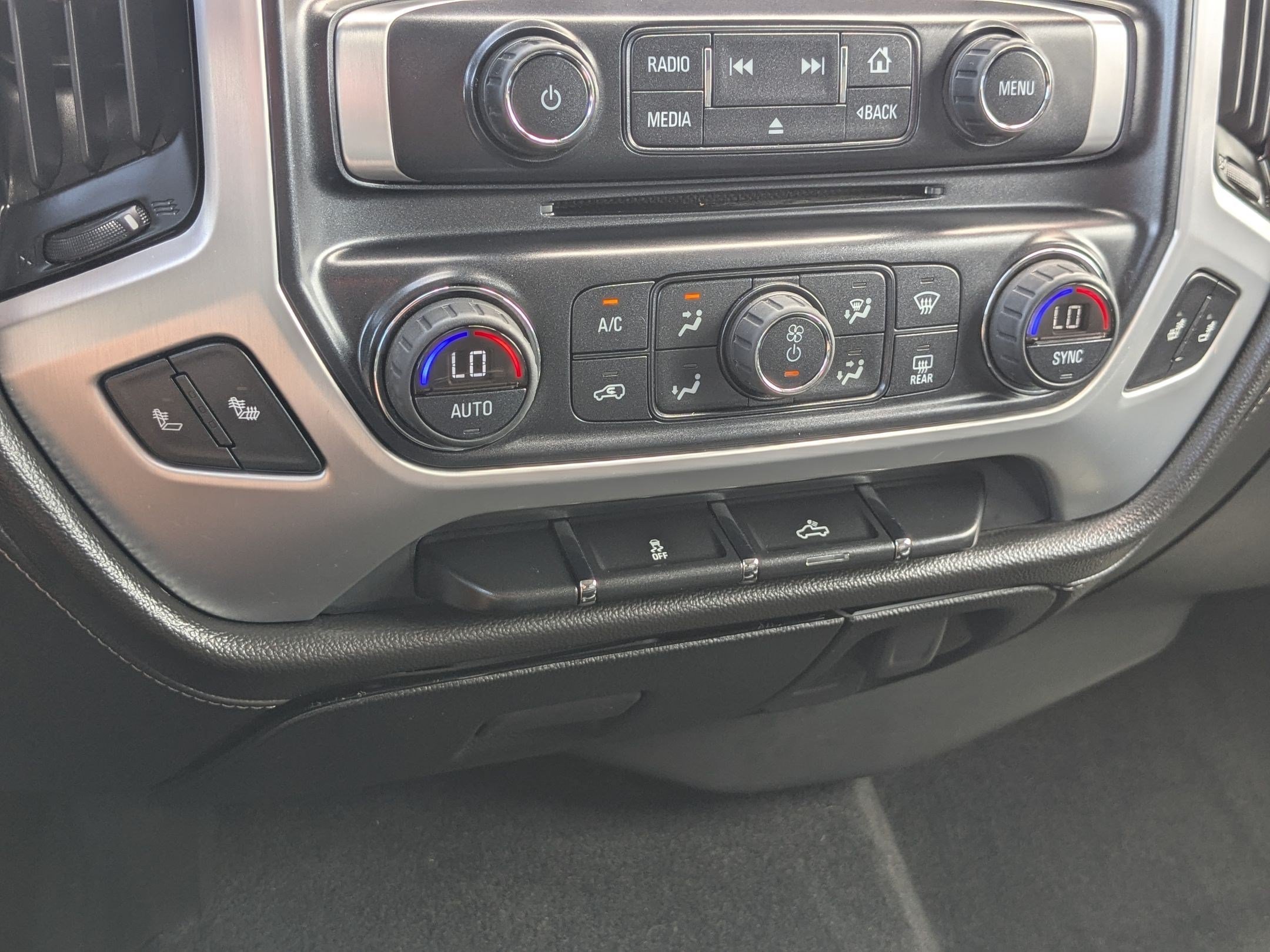 Used 2014 Stealth Gray Metallic GMC SLE image 23