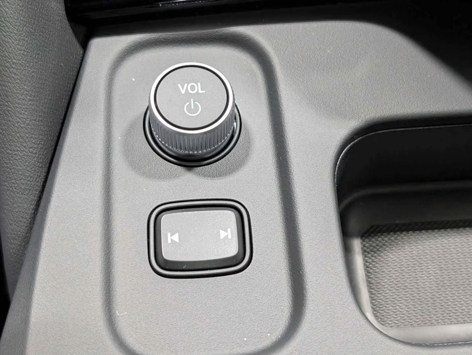 New 2026 Liquid Carbon Metallic Acura w/Technology Package image 30
