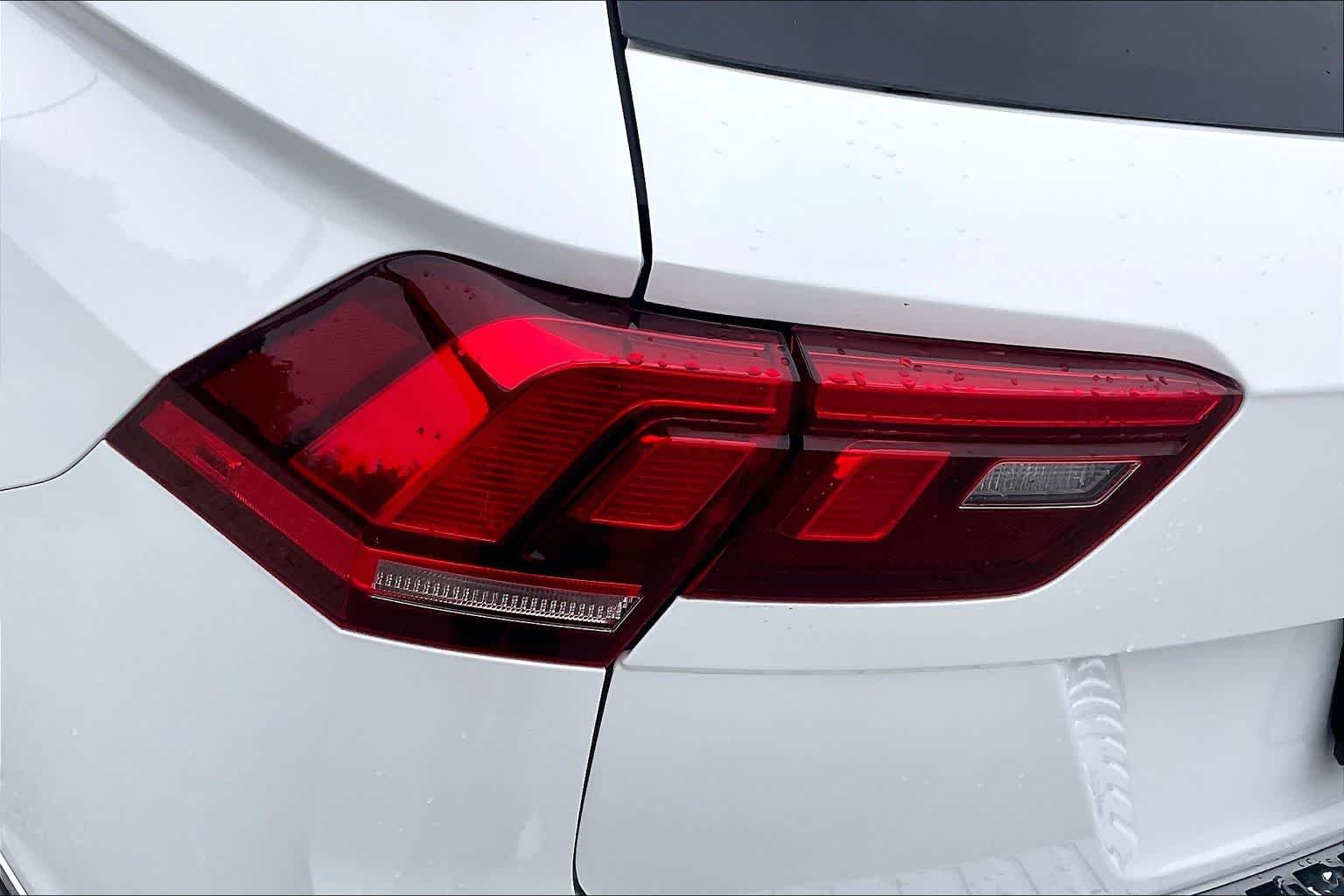Used 2024 Pure White Volkswagen Wolfsburg Edition image 27