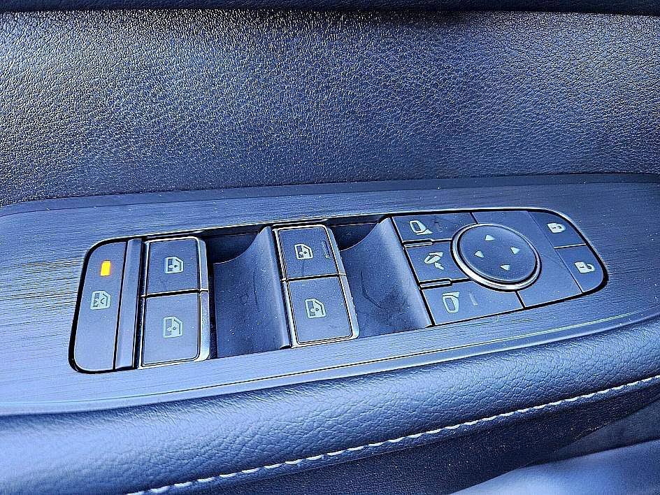 2026 Nissan Armada Platinum - Photo 32