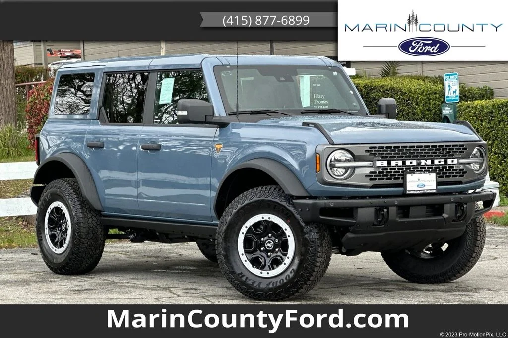 New 2025 Azure Gray Metallic Ford Badlands image 1