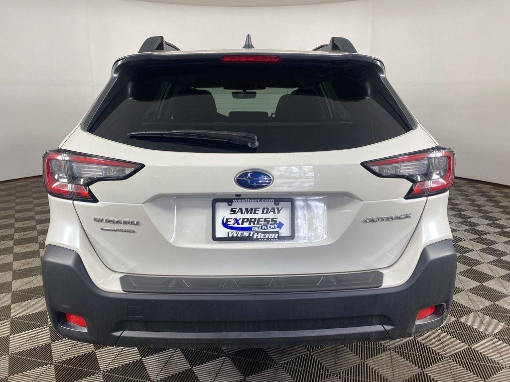 Used 2025 Crystal White Pearl Subaru Premium image 7