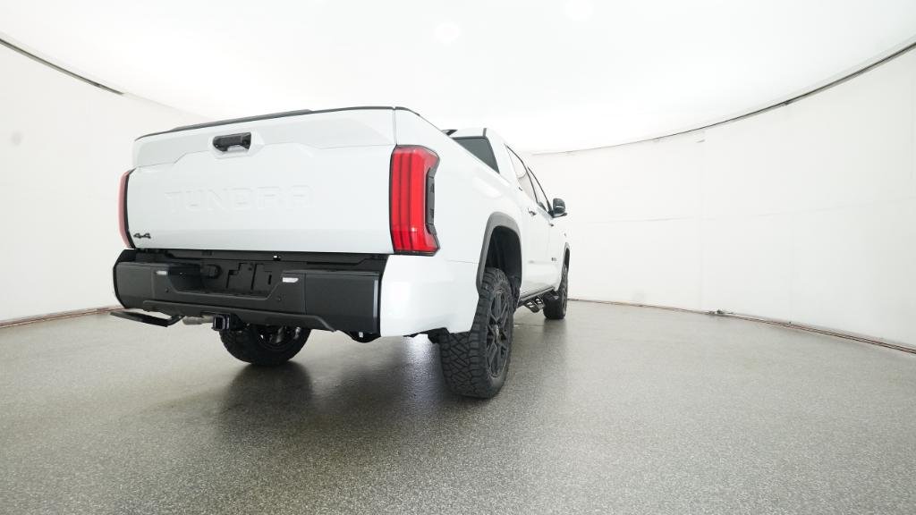 2026 Toyota Tundra Limited - Photo 9