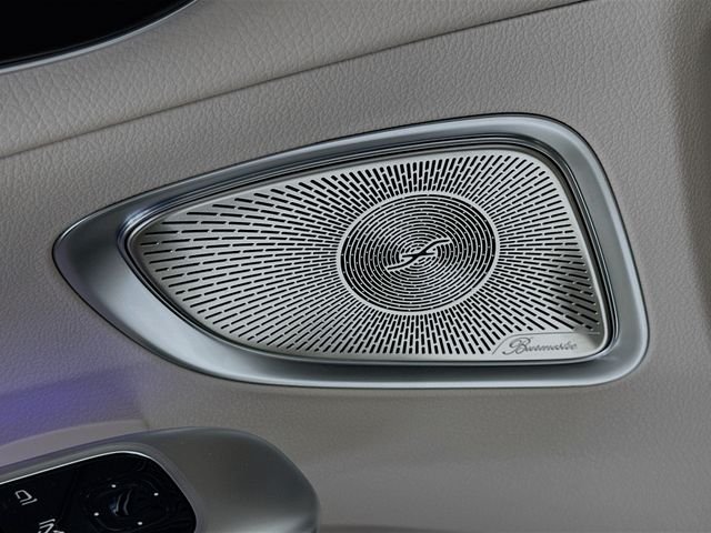 New 2026 Polar White Mercedes-Benz C 300 image 19