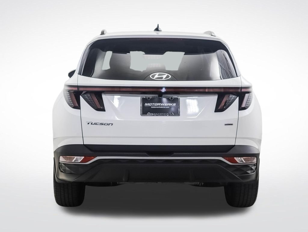 Used 2023 White Pearl Hyundai SEL image 4