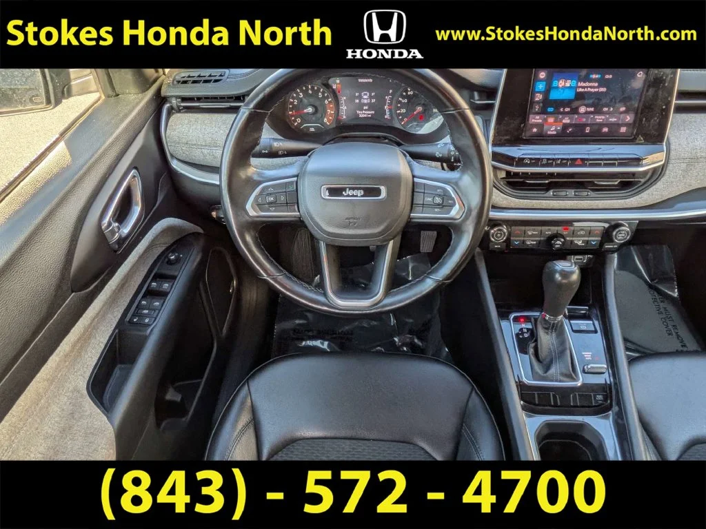Used 2022 Black Jeep Latitude image 16
