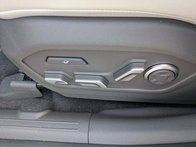 New 2026 Serenity White Hyundai Calligraphy image 49