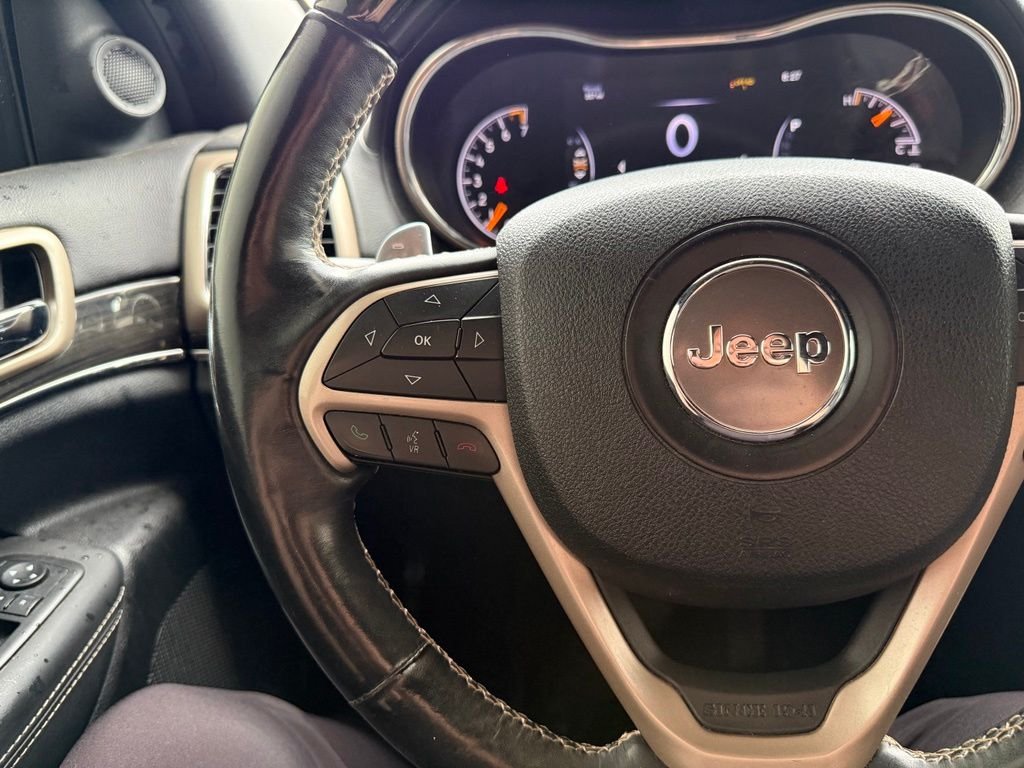 Used 2014 Black Jeep Overland image 11