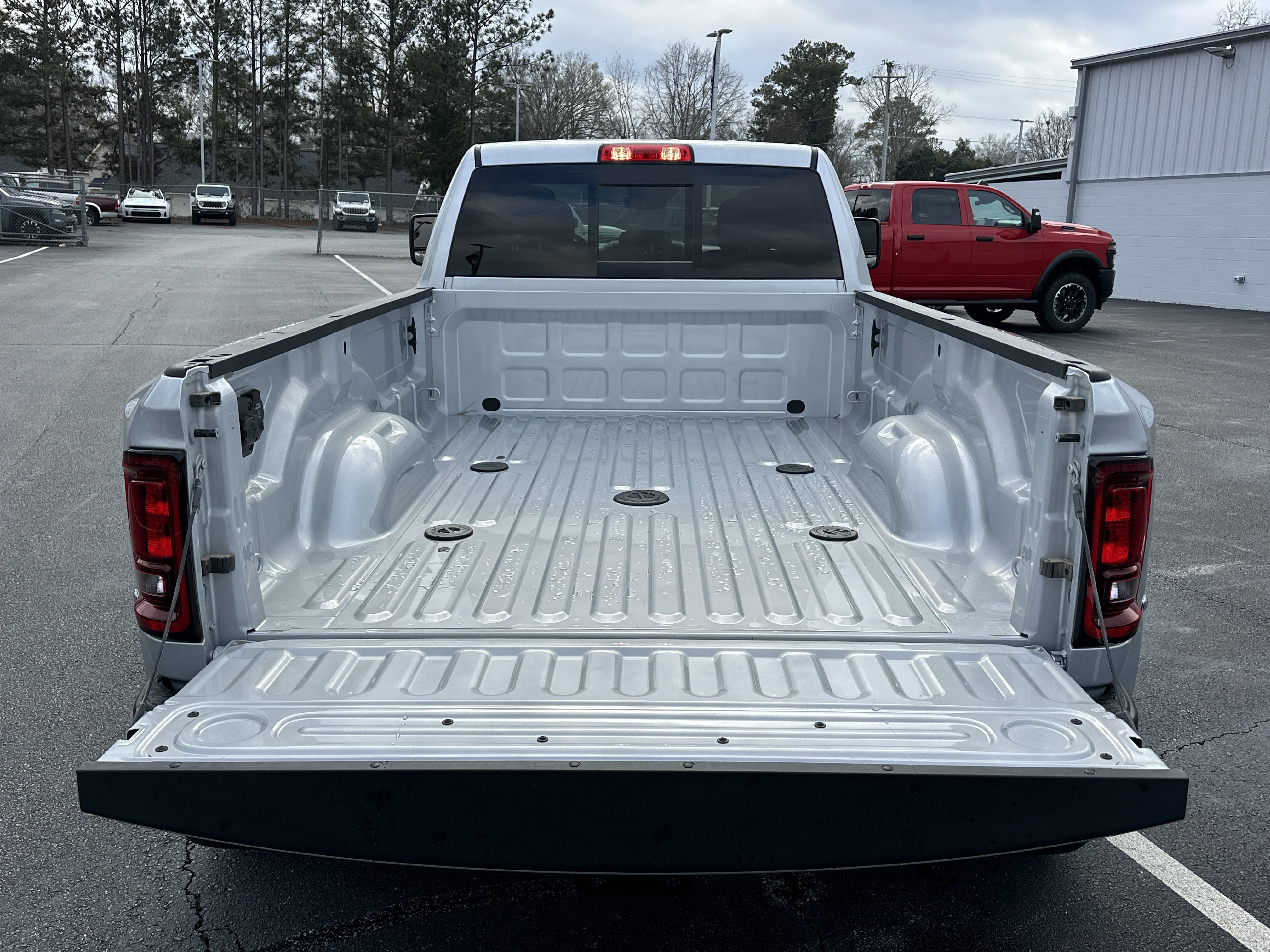 New 2026 Silver-Zynith Exterior Paint RAM Tradesman image 19