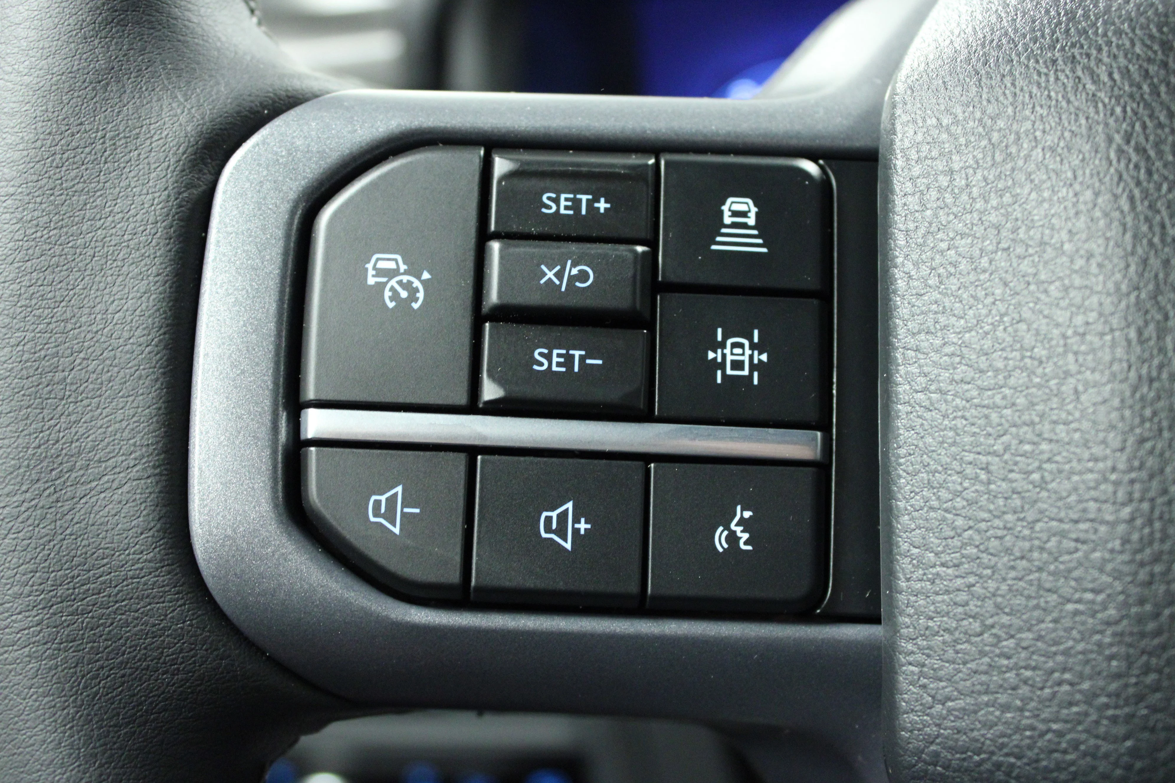 New 2026 Avalanche Ford XLT image 20