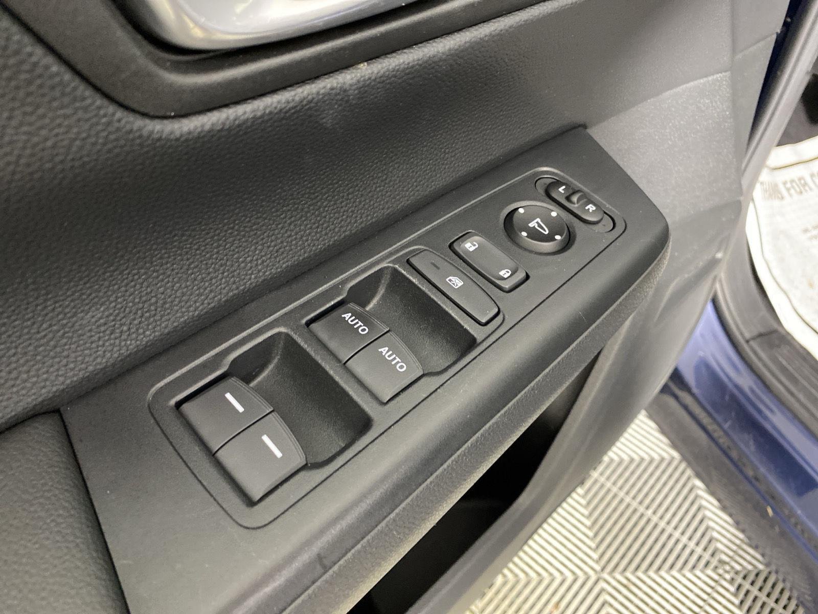 Used 2024 Canyon River Blue Metallic Honda EX image 14