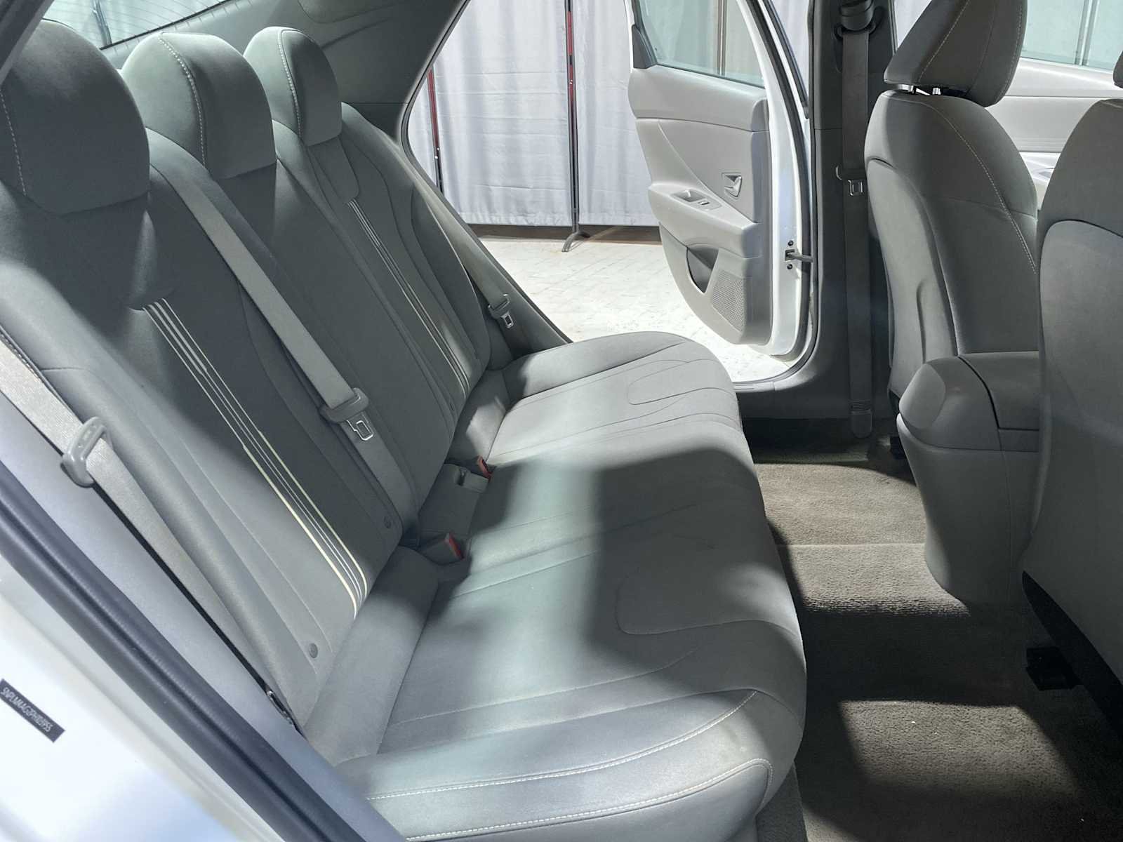 Used 2023 Serenity White Pearl Hyundai SEL image 13