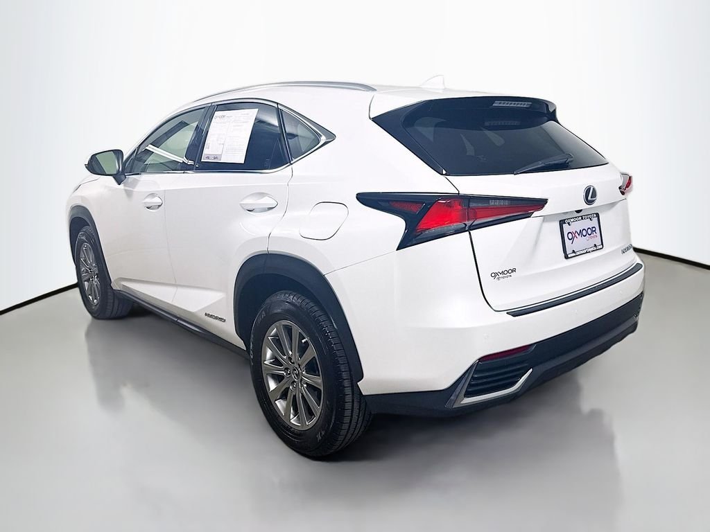Used 2021 Eminent White Pearl Lexus Base image 5