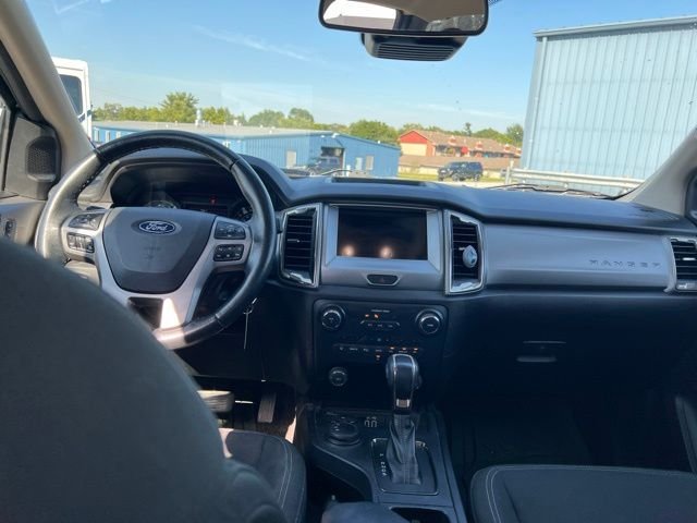 Used 2020 Silver Metallic Ford XLT image 3