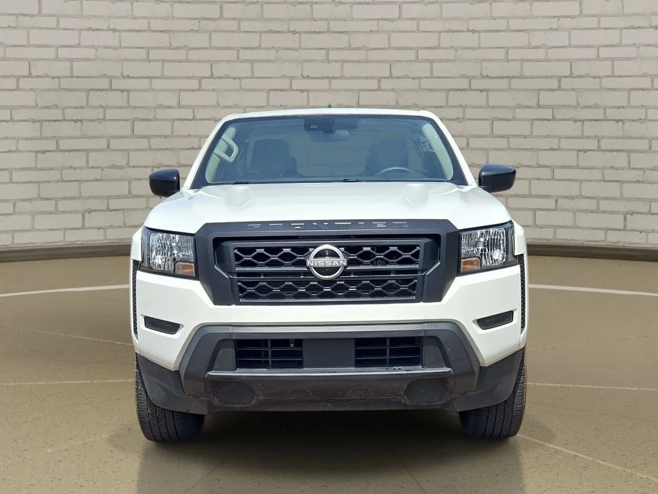 Used 2023 Glacier White Nissan S image 1