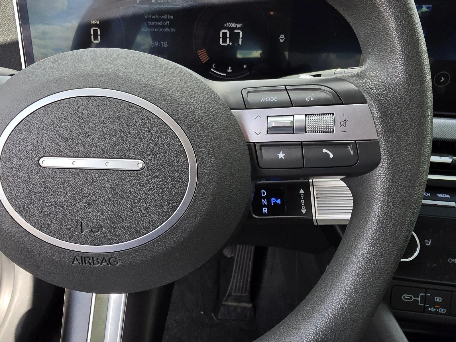 Used 2025 Abyss Black Hyundai SEL image 25