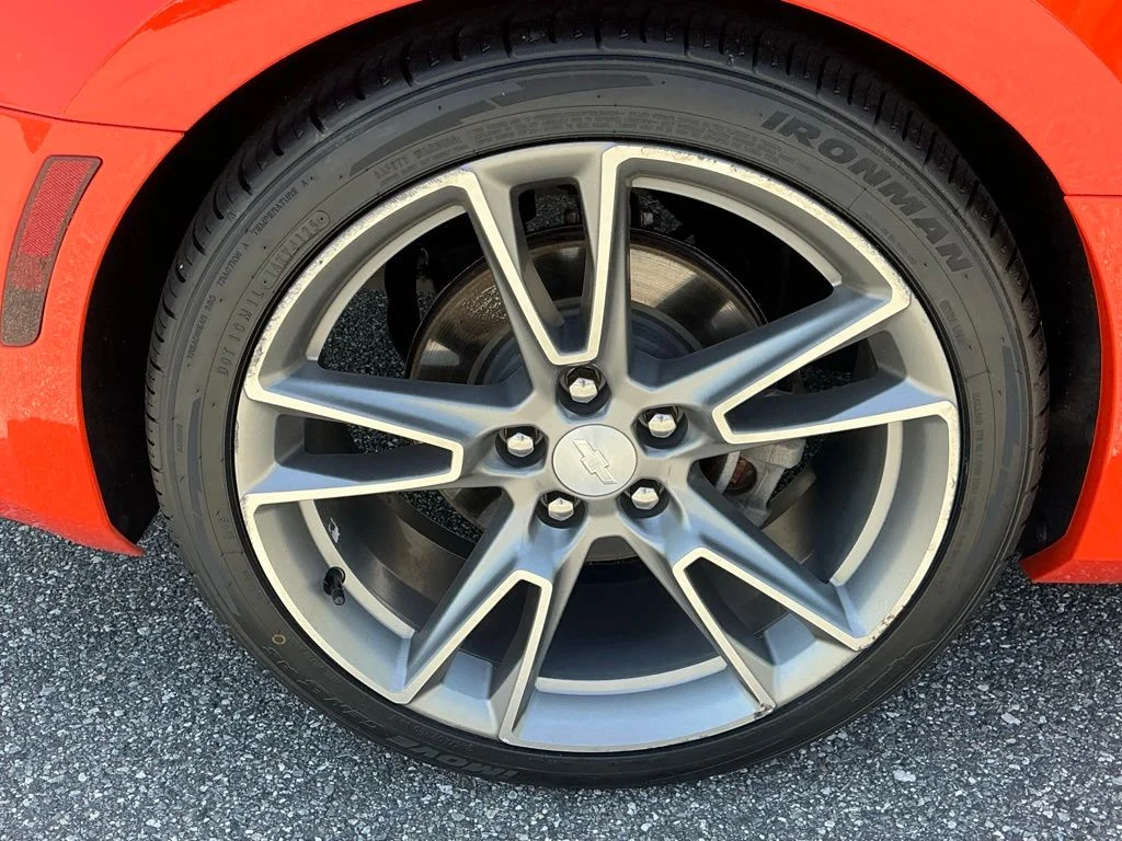 Used 2019 Orange Chevrolet 3LT image 21