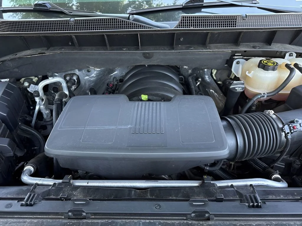 Used 2023 Black Chevrolet High Country image 33
