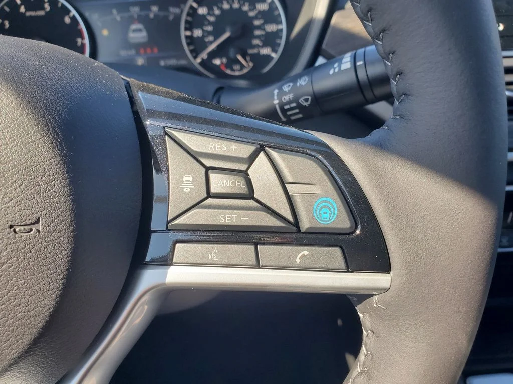 2025 Nissan Altima SL - Photo 22