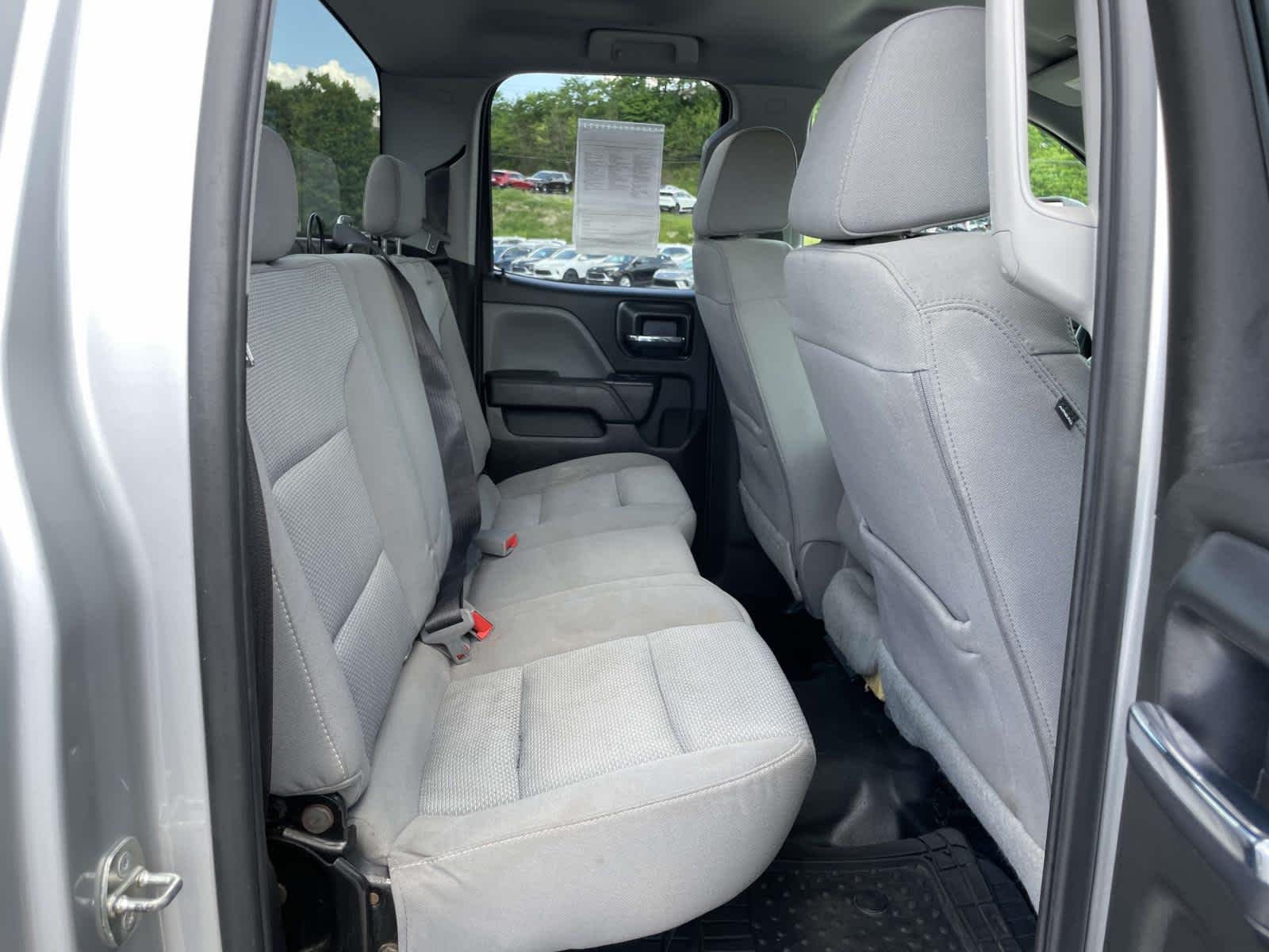 Used 2019 Quicksilver Metallic GMC  image 19