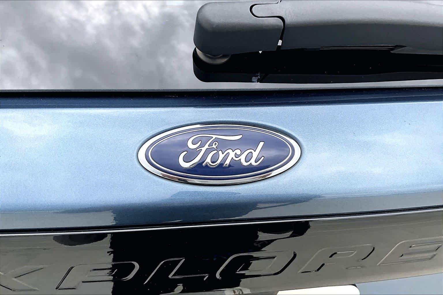 Used 2020 Blue Metallic Ford ST image 10