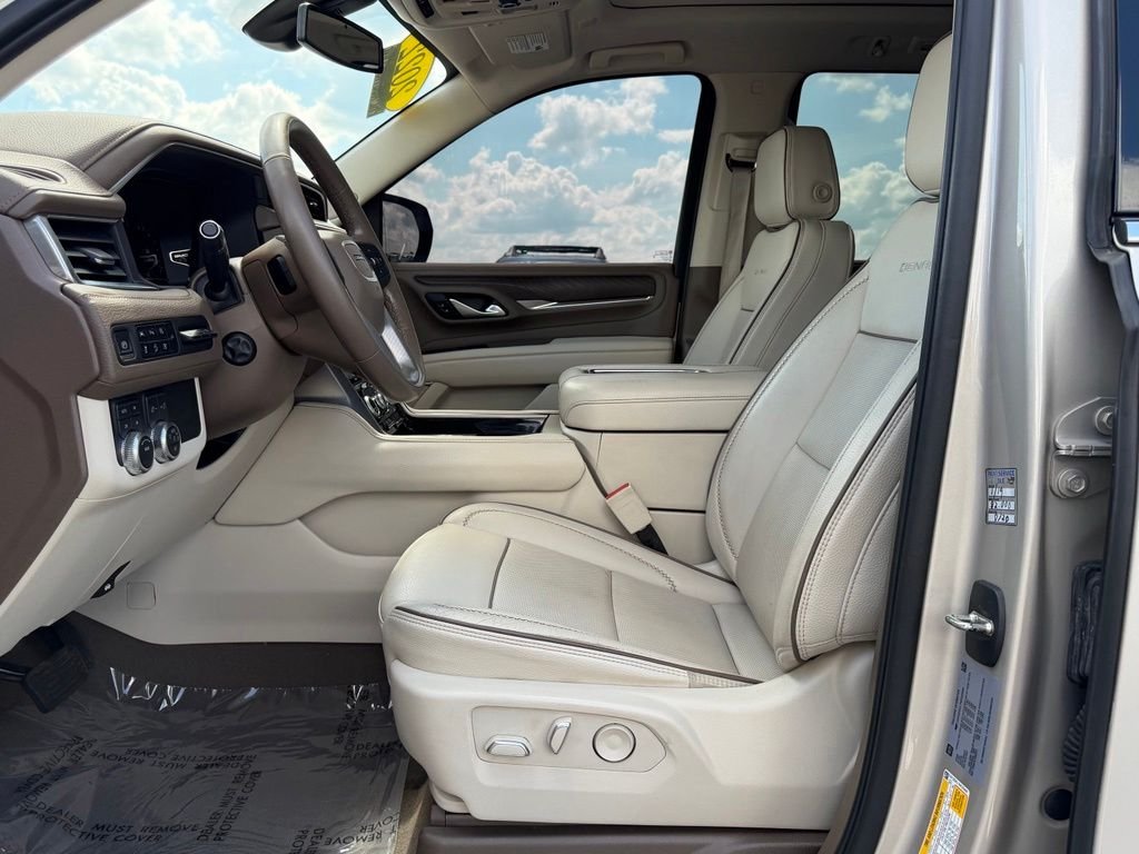 Used 2022 Beige GMC Denali image 12