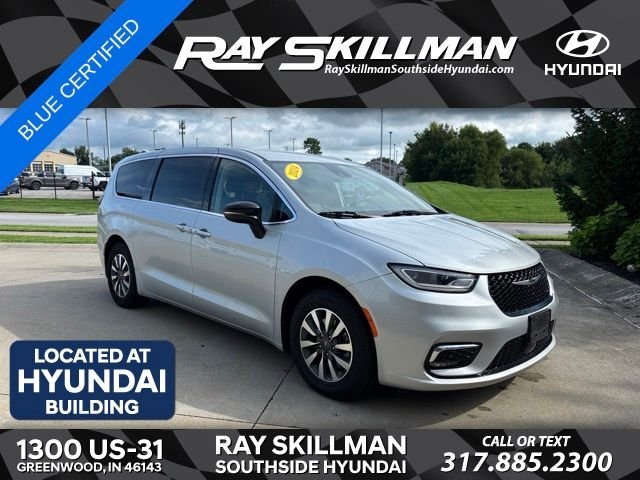 2024 Chrysler Pacifica Hybrid Select
