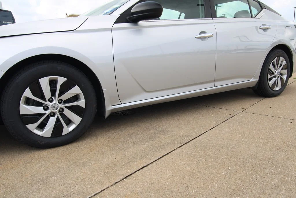 Used 2024 Silver Nissan 2.5 S image 10