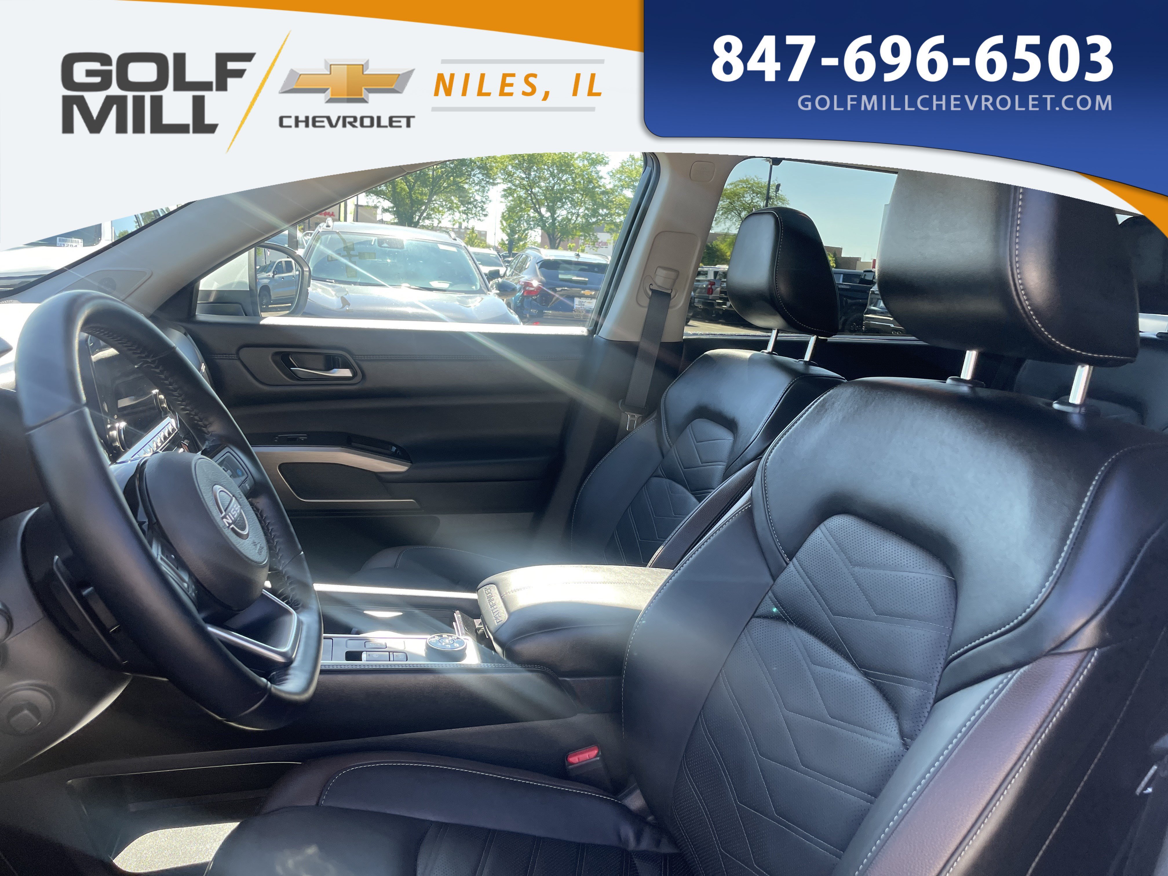 Used 2025 Everest White Pearl Tricoat Nissan Platinum image 14