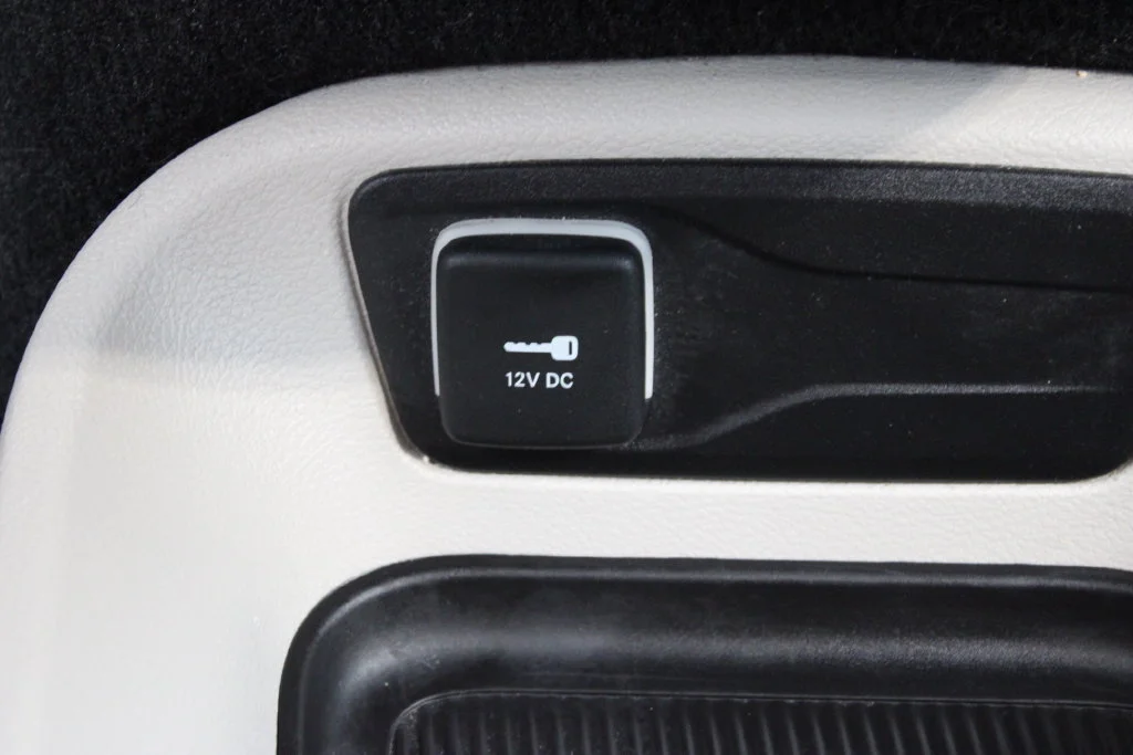Used 2024 Black Chrysler Touring L image 20