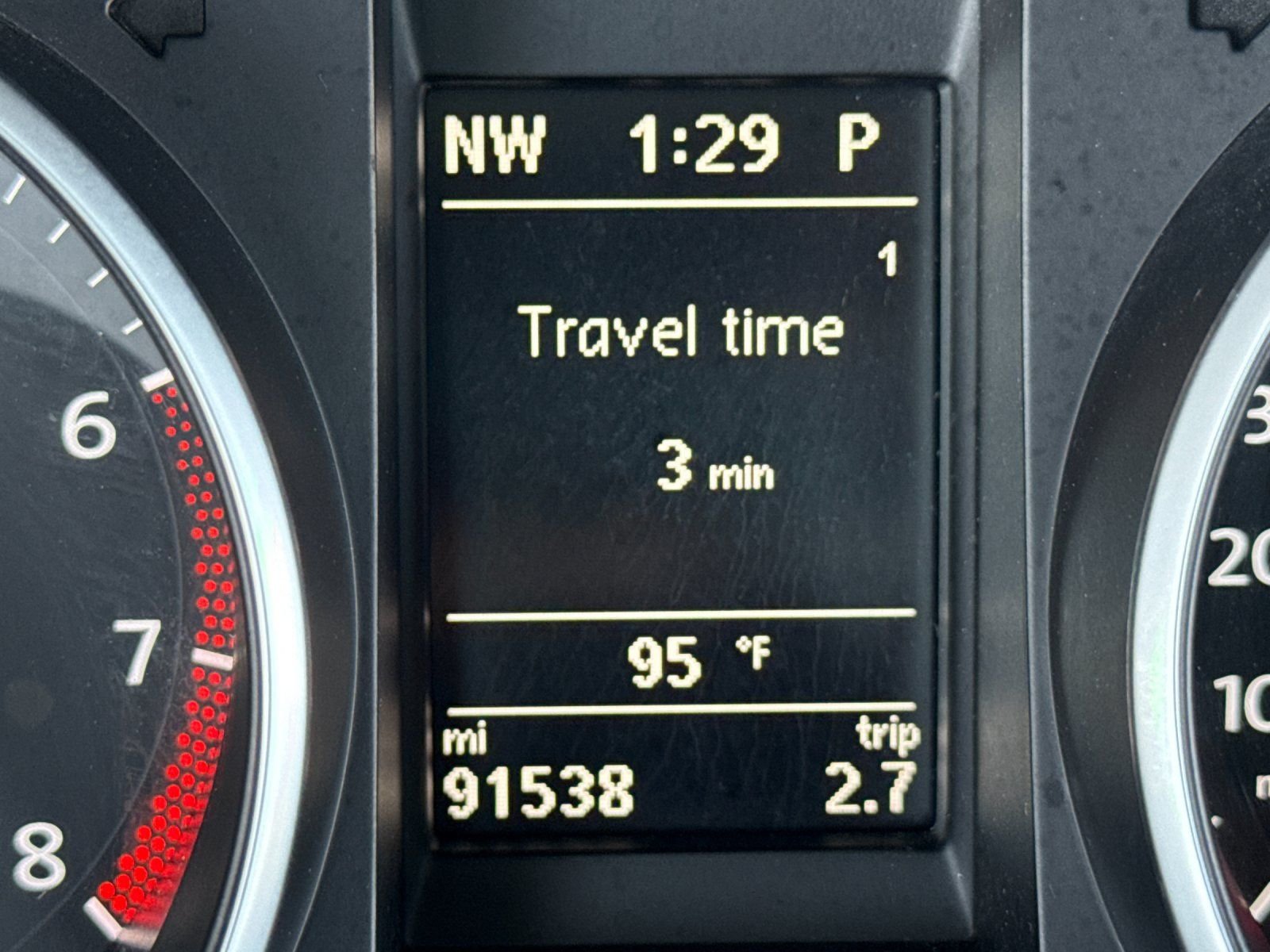 Used 2013  Volkswagen 2.5L image 24