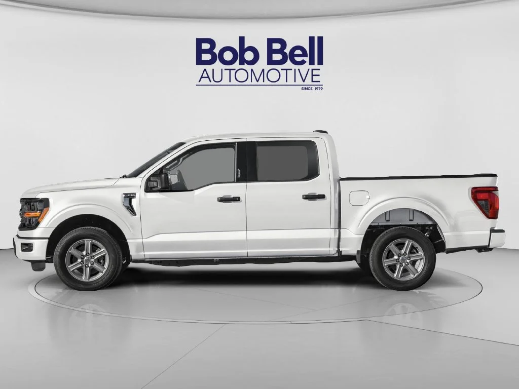 New 2026 Oxford White Ford XLT image 3